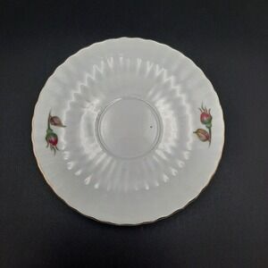 Vintage Nippon‎ Yoko Boeki Saucer With Rosebud Design & Gold Trim Made In Japan